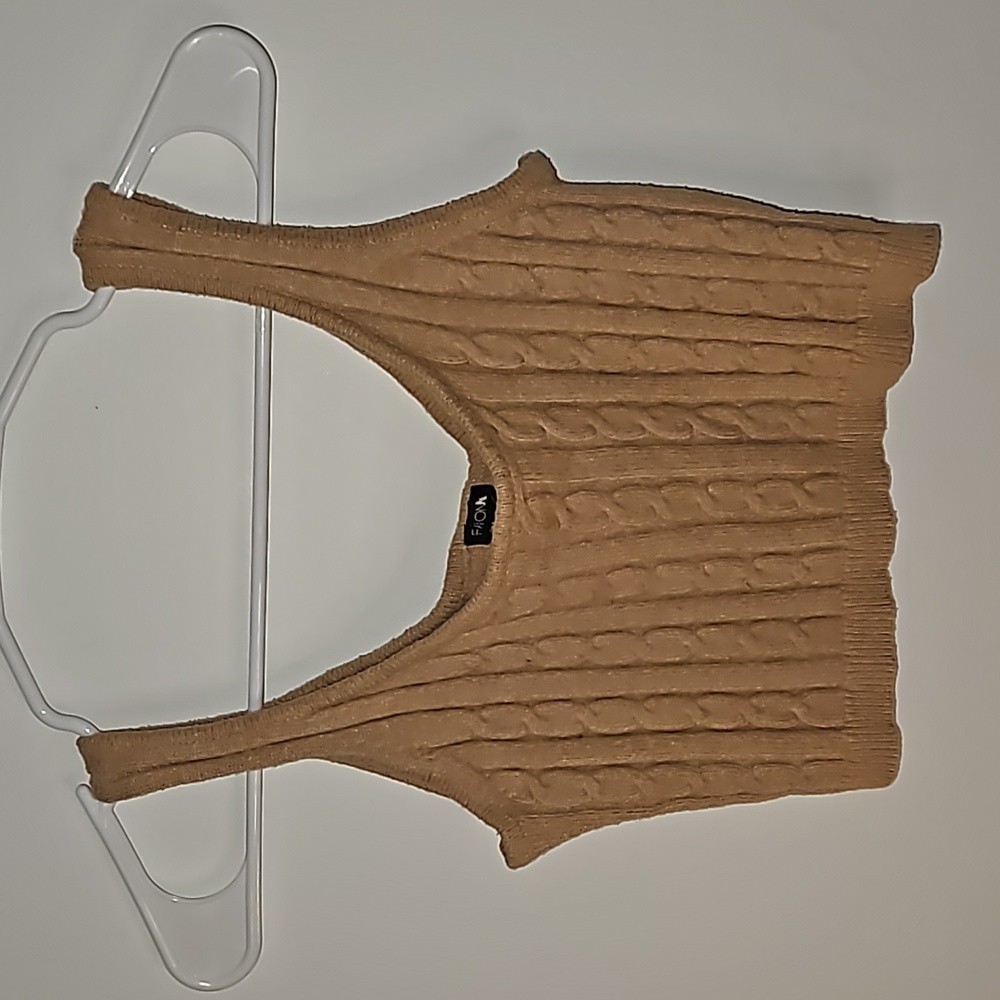 Fashion Nova Brown Cropped Knit Pattern Top Size Medium